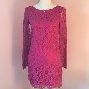 Alexia admor lace dress